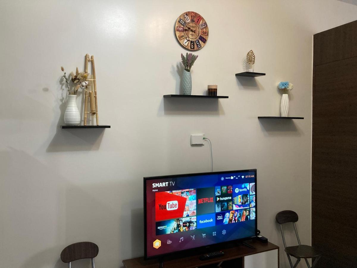 Makati Amazing View Penthouse Studio, Air Residence, Fast Internet マニラ市 エクステリア 写真